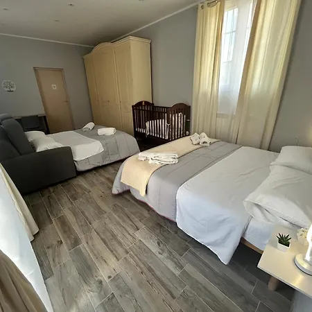 Casa Angela Solarium Con Vasca Idromassaggio, Sauna E Sala Fitness * Palermo